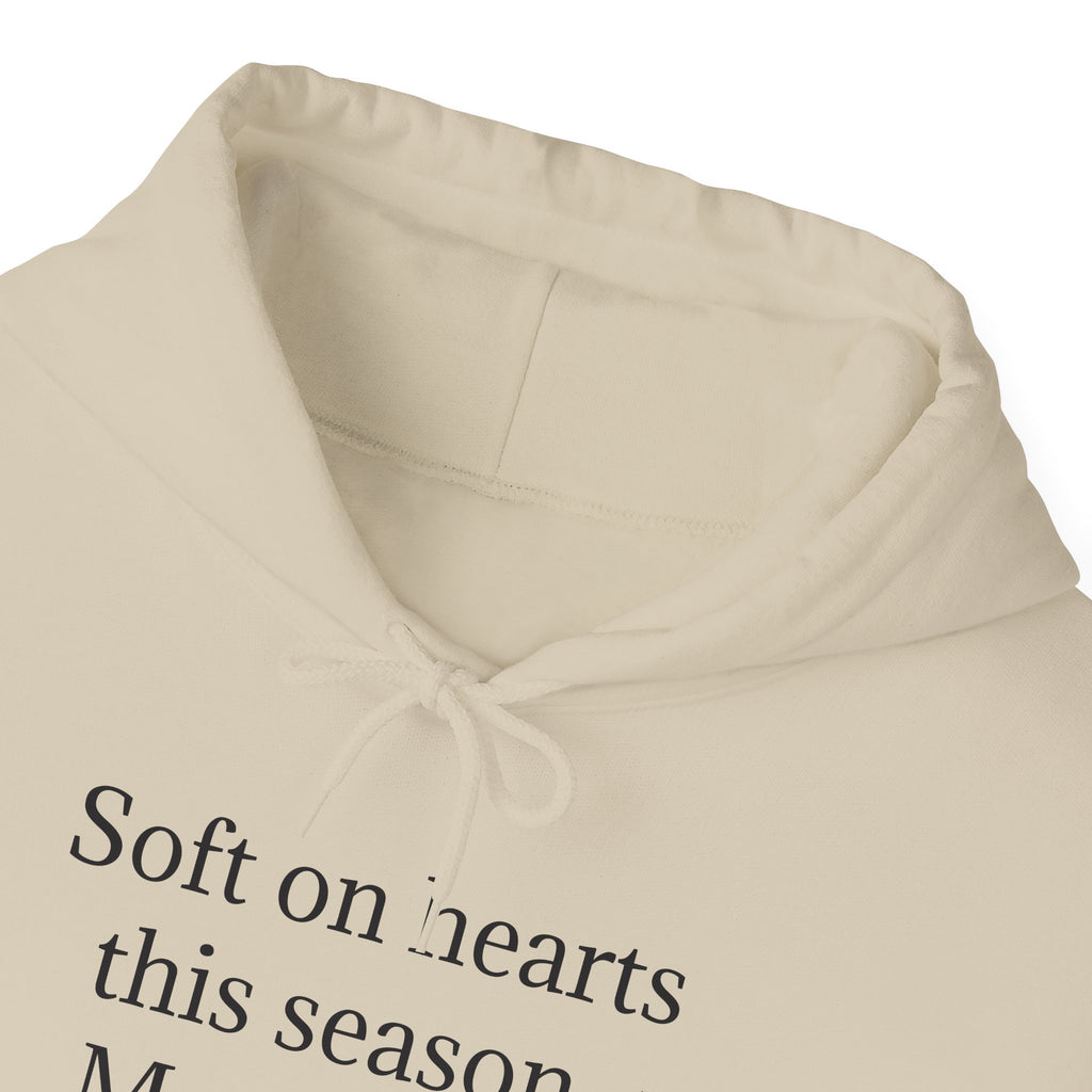Soft on hearts this season. Mon cœur. - Hoodie (French)